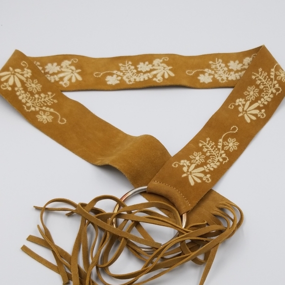 Vintage Accessories - Boho Leather Floral Embroidered Fringe Belt